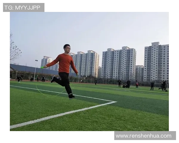 周静独家分享飞盘技巧与心得体会助你提升运动水平与乐趣 周静独家分享飞盘技巧与心得体会助你提升运动水平与乐趣