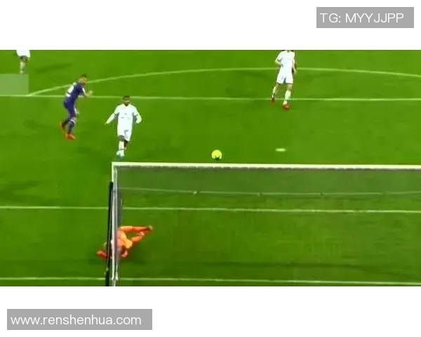 被遗忘的绿茵传奇:那些曾辉煌却被丢掉的足球明星们的故事 被遗忘的绿茵传奇:那些曾辉煌却被丢掉的足球明星们的故事