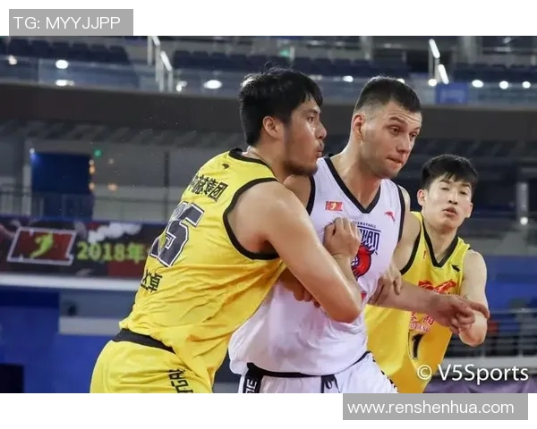 南京网球队与武汉网球队赛后复盘分析比赛节奏与战术对决的深度剖析 南京网球队与武汉网球队赛后复盘分析比赛节奏与战术对决的深度剖析